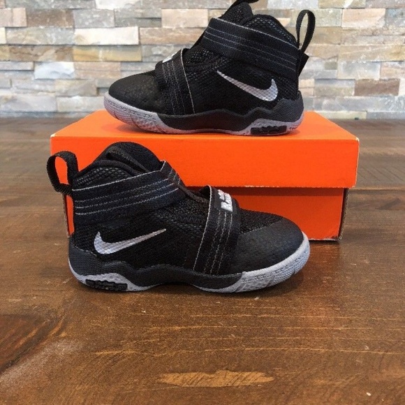 Nike Other - NIKE Lebron Soldier 10 Black & Silver Boys Size 5c